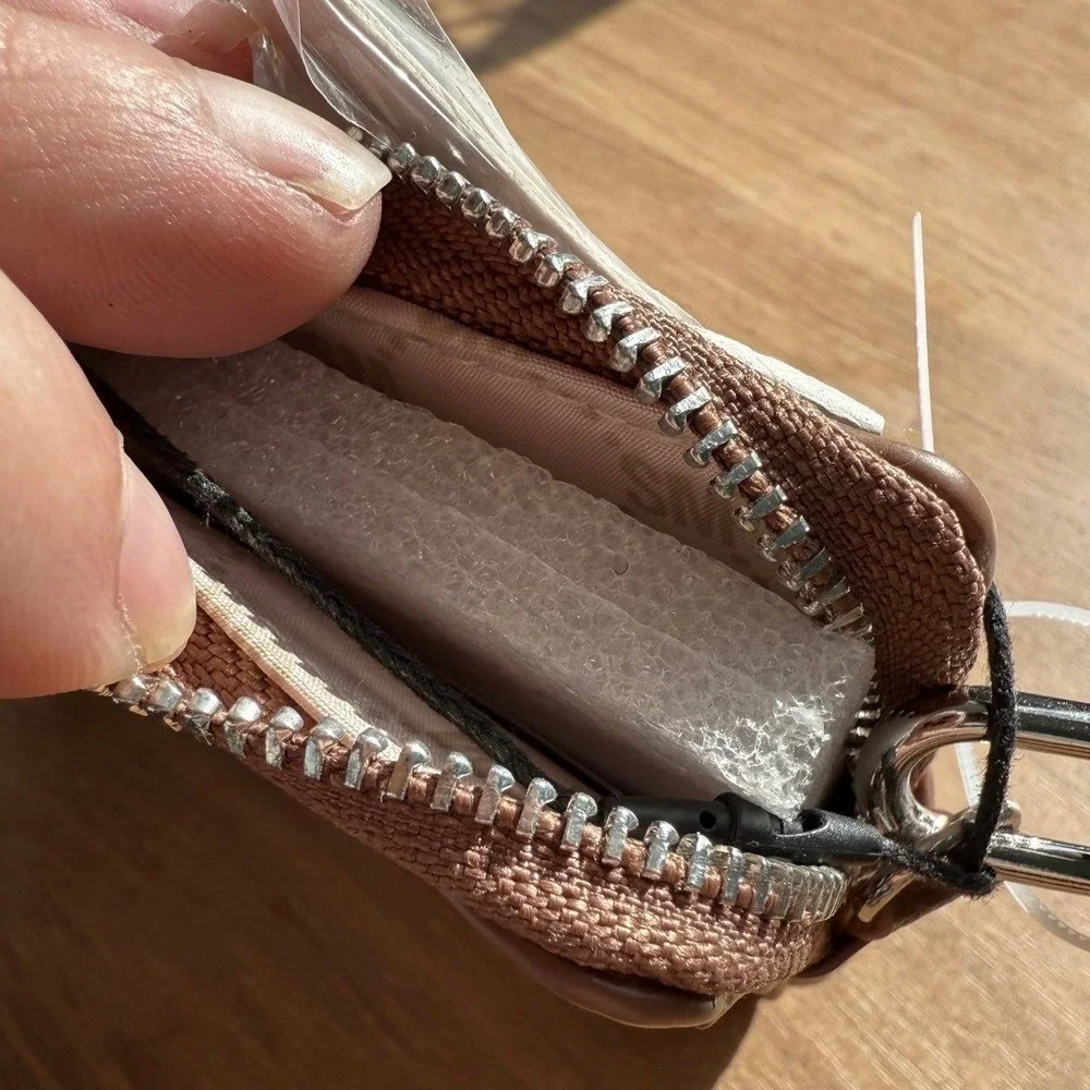 Steve Madden Bpipper Chestnut Brown Pebbled Zip‎ Card Case Wristlet Wallet NWT
